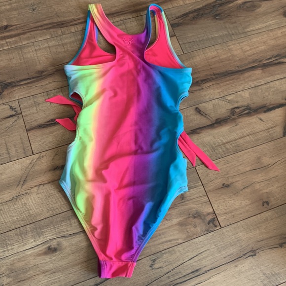 Justice rainbow one piece cut out swim suit 10 girls - Picture 5 of 12